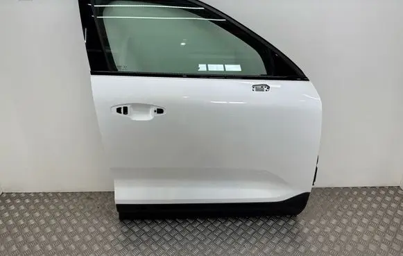 Volvo XC40 Front door 