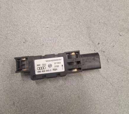 Audi A8 S8 D3 4E Airbag deployment crash/impact sensor 4B0959643E 221003 0232H03WGVBV