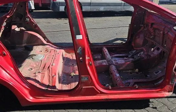 Toyota Yaris Side car body part IMPRK1447064
