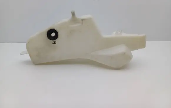 Renault Scenic I Windshield washer fluid reservoir/tank 7700843902C 7701708171