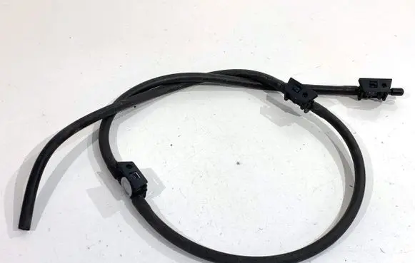 Mercedes-Benz C W205 Windshield washer spray nozzle 