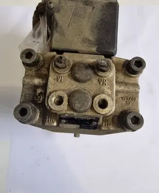 BMW 5 E34 ABS Pump 0265201022