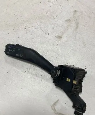 Volkswagen Golf SportWagen Indicator stalk 1K0953513 01103501 10350160655764
