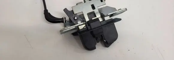 Mercedes-Benz E W211 Seat back rest lock catch A2119200172