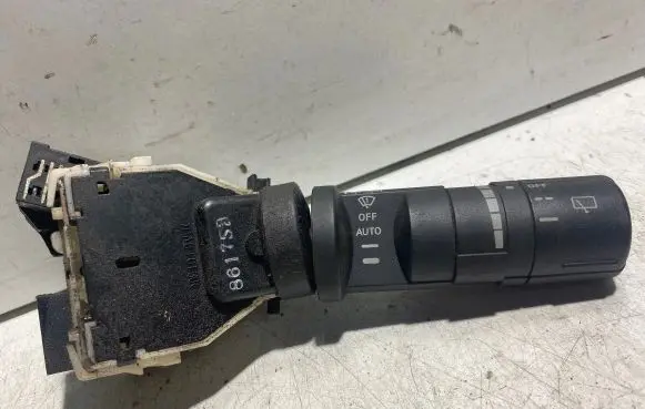Nissan Qashqai Wiper control stalk 8617S8