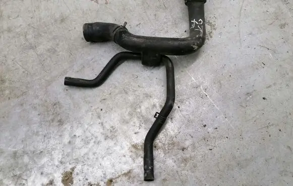 Skoda Superb B5 (3U) Engine coolant pipe/hose