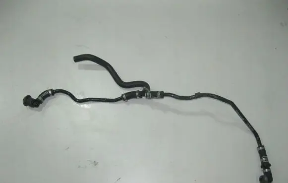 Audi A8 S8 D4 4H Vacuum line/pipe/hose 4H0611931A