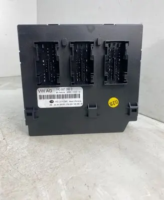 Volkswagen Golf VI Comfort/convenience module 1K0937085D 5DK00965105