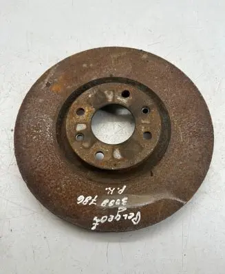 Peugeot 3008 I Front brake disc
