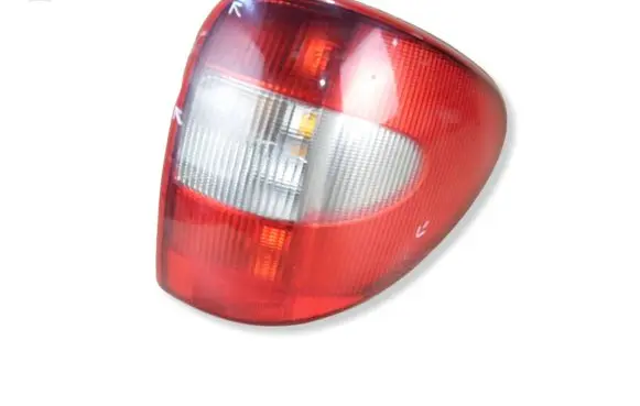 Chrysler Voyager Rear/tail lights 153672