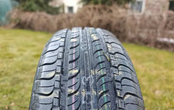 Renault Clio III R14 summer tire 17560R14