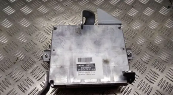 Toyota Prius (XW20) Engine control unit/module 8966147110 2751009522