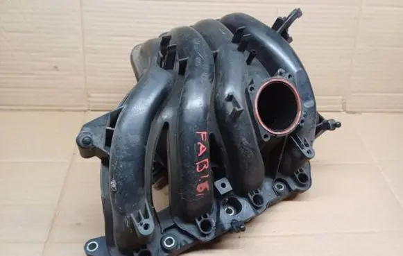 Skoda Fabia Mk2 (5J) Intake manifold 036129709HF
