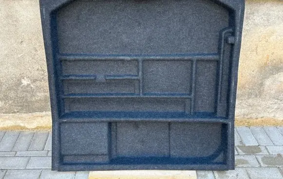 Trunk/boot floor carpet liner