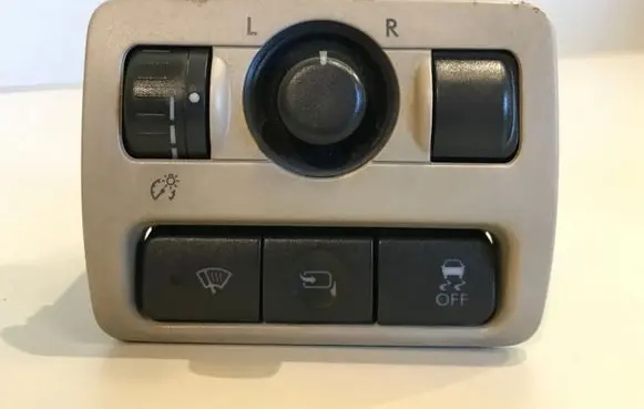 Subaru Legacy Wing mirror switch 159A04