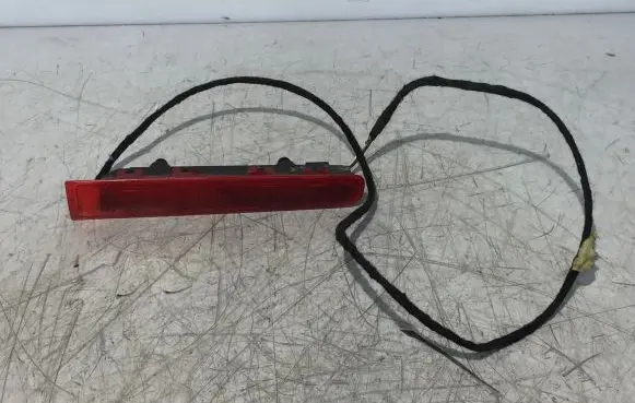 Volkswagen Transporter - Caravelle T5 Third/center stoplight 7H0945097B 27050500