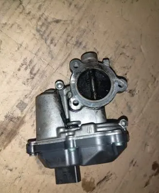 Skoda Superb B8 (3V) EGR valve 04L131501M