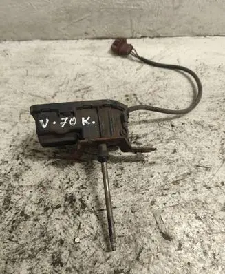 Volvo S70 V70 V70 XC Headlight wiper motor 9178871