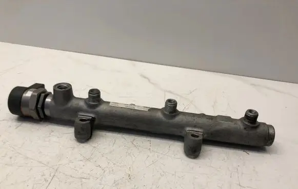 Audi A5 8T 8F Fuel main line pipe 059130090AH 100000291