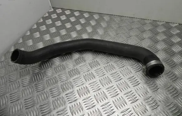 Ford Focus Air intake hose/pipe CV616C06AJ VD15400