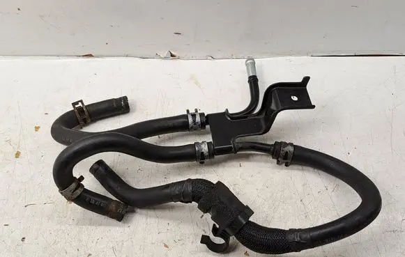 Gearbox oil cooler pipe/hose