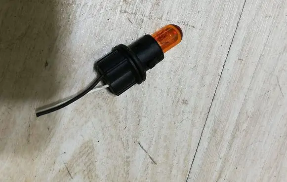 Dacia Jogger Front fender indicator light 