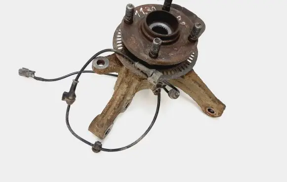 Suzuki Swift II Front wheel hub