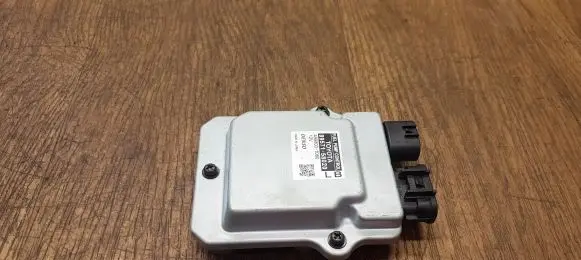 Lexus RX 450H Fuel injection pump control unit/module 8957158020