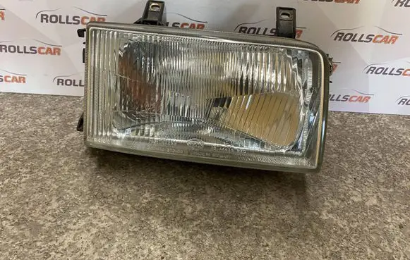 Volkswagen Transporter - Caravelle T4 Headlight/headlamp 0244438