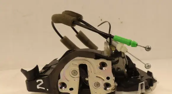 Toyota Yaris XP210 Front door lock M7314350