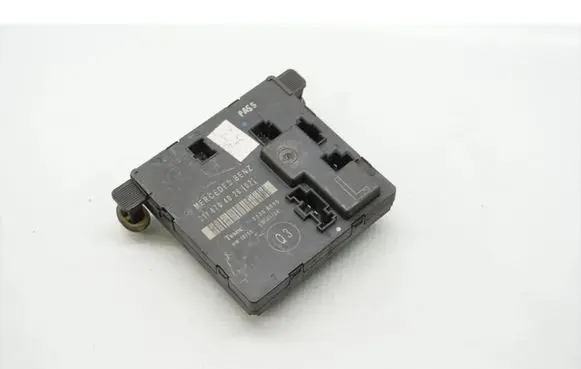 Mercedes-Benz E AMG W211 Door control unit/module 2118704026