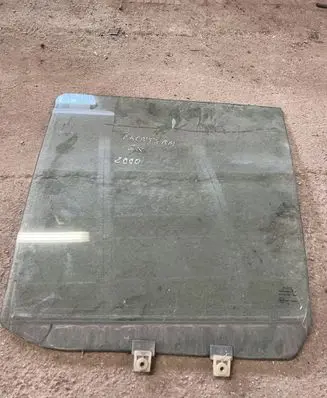 Opel Frontera B Rear door window glass