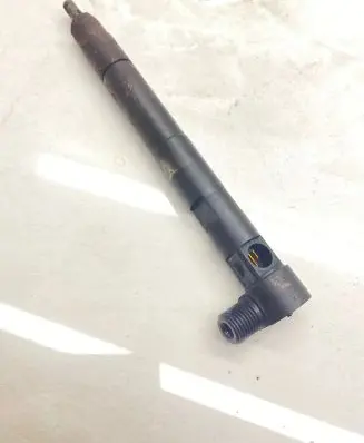 Chevrolet Captiva Fuel injector 25183186 28264951