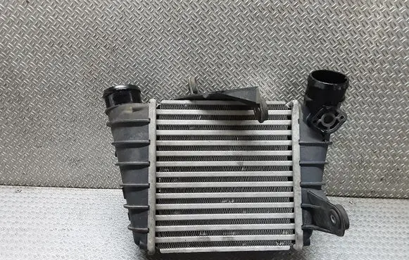 Volkswagen Polo IV 9N3 Intercooler radiator 6Q0145804G