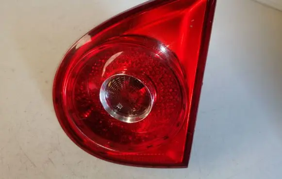 Volkswagen Golf V Tailgate rear/tail lights 1K6945094F