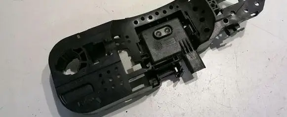 Renault Megane III Front door exterior handle/bracket 