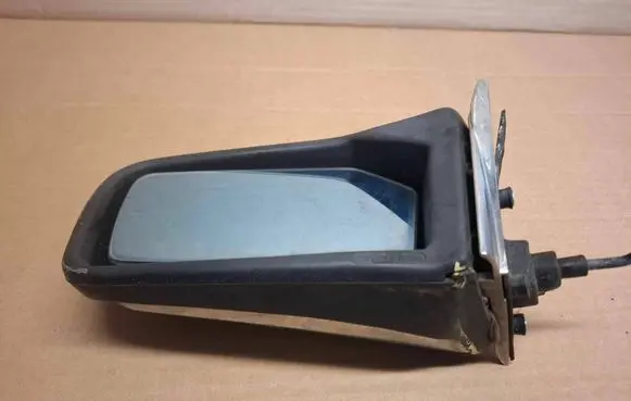 Mercedes-Benz 280 450 W116 Manual wing mirror 2300000