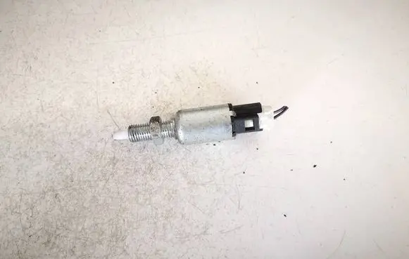 Suzuki SX4 S-Cross Brake pedal sensor switch