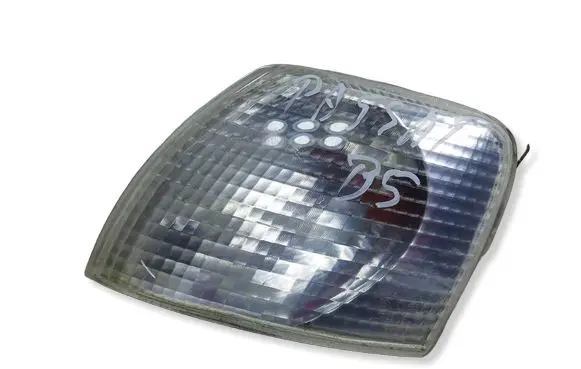Volkswagen PASSAT B5 Front indicator light 151906KASACJA 151906