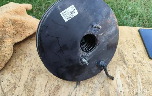 Opel Corsa D Brake booster 0204051133 26692B 13317576