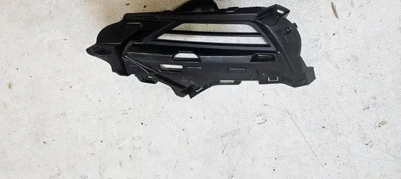 Volvo XC60 Front bumper lower grill 32234970