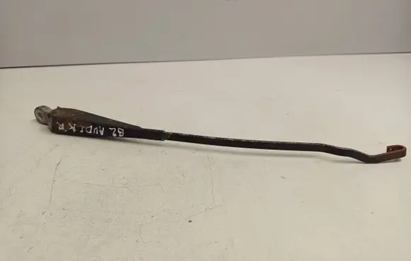 Audi 80 90 B2 Front wiper blade arm 811955407E