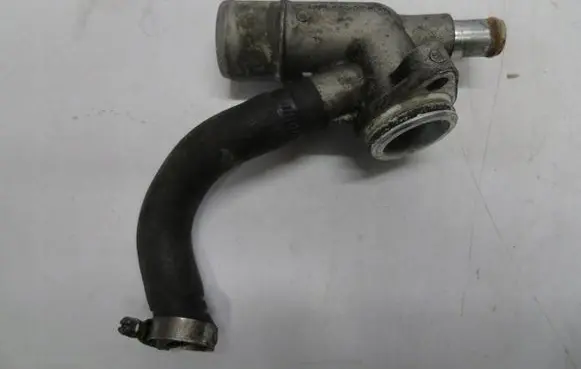 SsangYong Rexton Engine coolant pipe/hose 6652000256