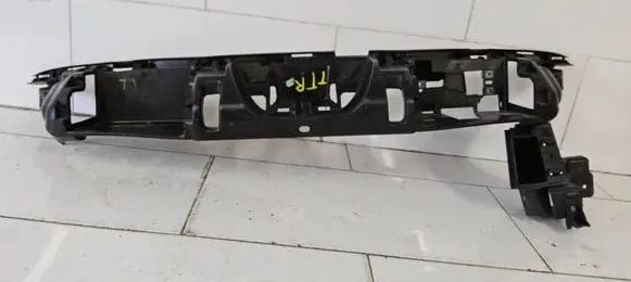 Peugeot 3008 I Top upper radiator support slam panel T84019085 9685142780
