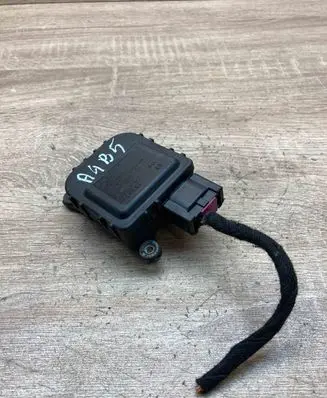 Volkswagen PASSAT B5 Air flap motor/actuator 8D1820511B 0132801149 WITHPLUG