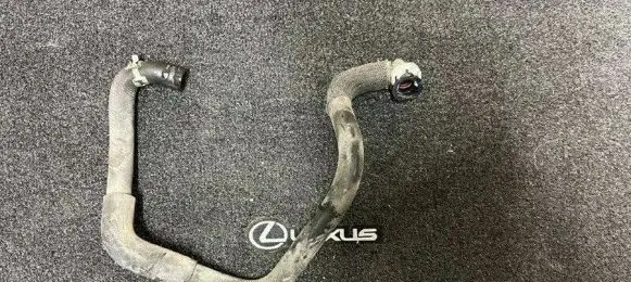 Lexus ES 300h Engine coolant pipe/hose G90D033010