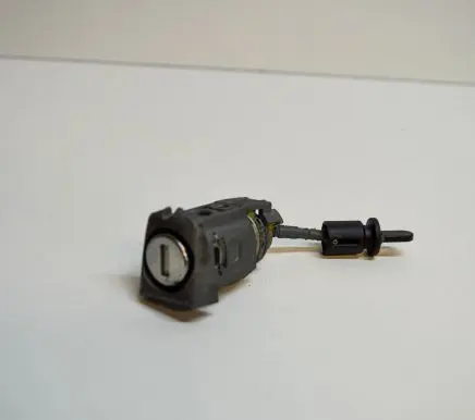 Audi A3 S3 8V Coupe door lock (next to the handle) 8V1837167