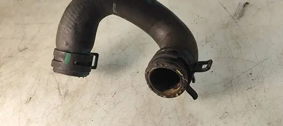 Mercedes-Benz E W212 Engine coolant pipe/hose A6512006901