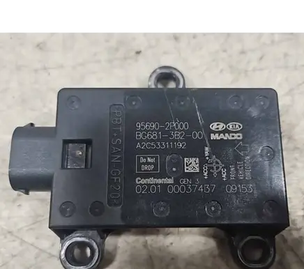 Hyundai ix35 ESP acceleration yaw rate sensor BG6813B200 A2C53311192