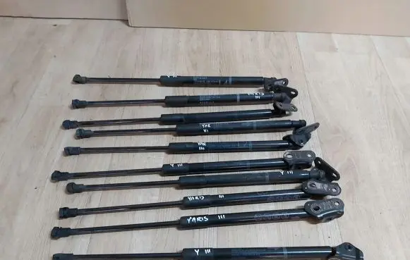 Toyota Yaris Tailgate strut 